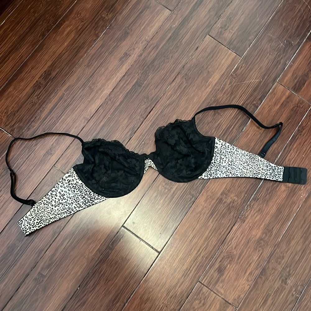 Victoria Secret Lace and Leopard Bra - Excellent Condition - Worn Once - 34D